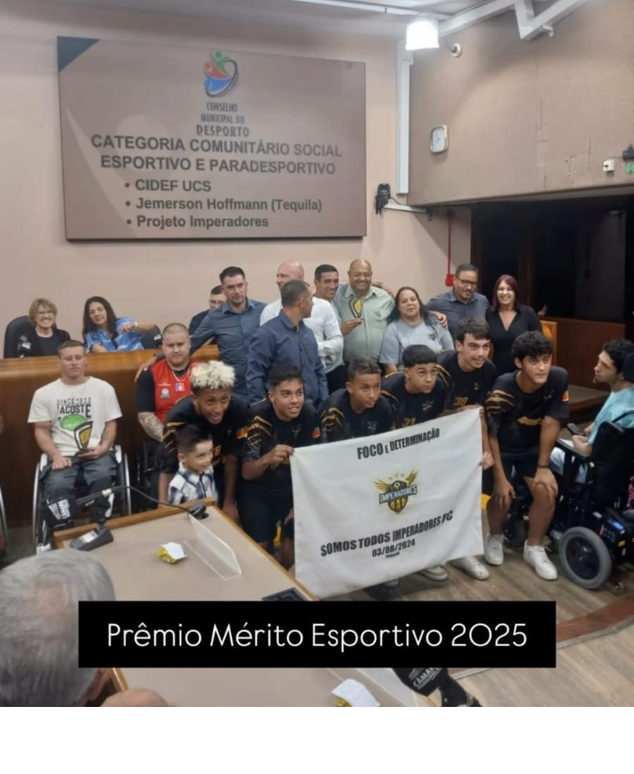 Crianças e adolescentes reunidos em atividade comunitária